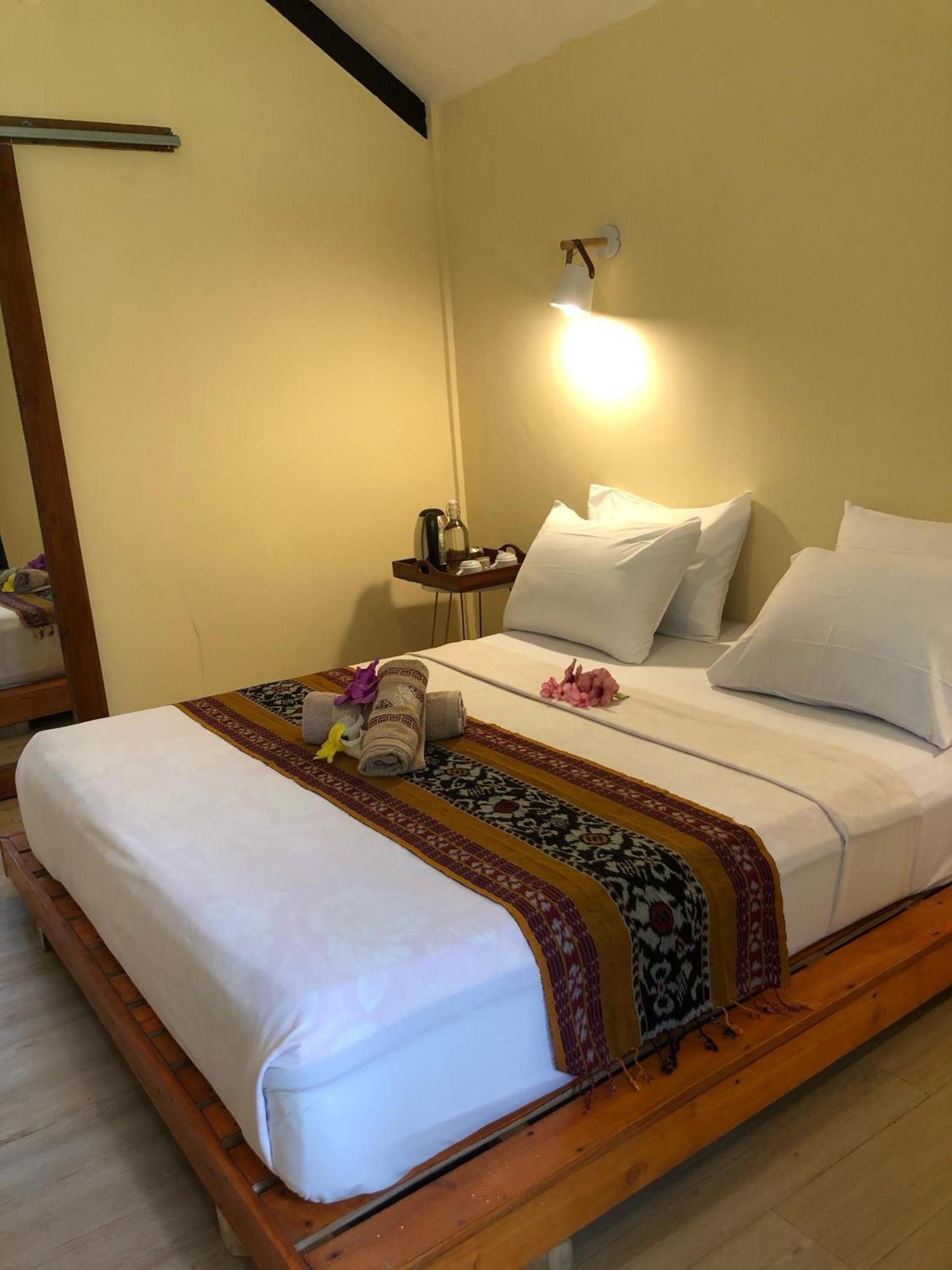 Waroeng Senaru Otel Dış mekan fotoğraf