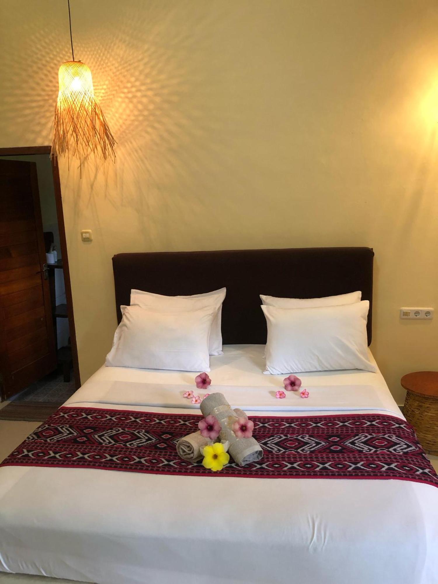 Waroeng Senaru Otel Dış mekan fotoğraf